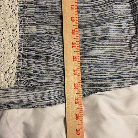 🌿 Eddie Bauer Lace-Front Slub Knit Top – Size XL - Picture 5 of 8